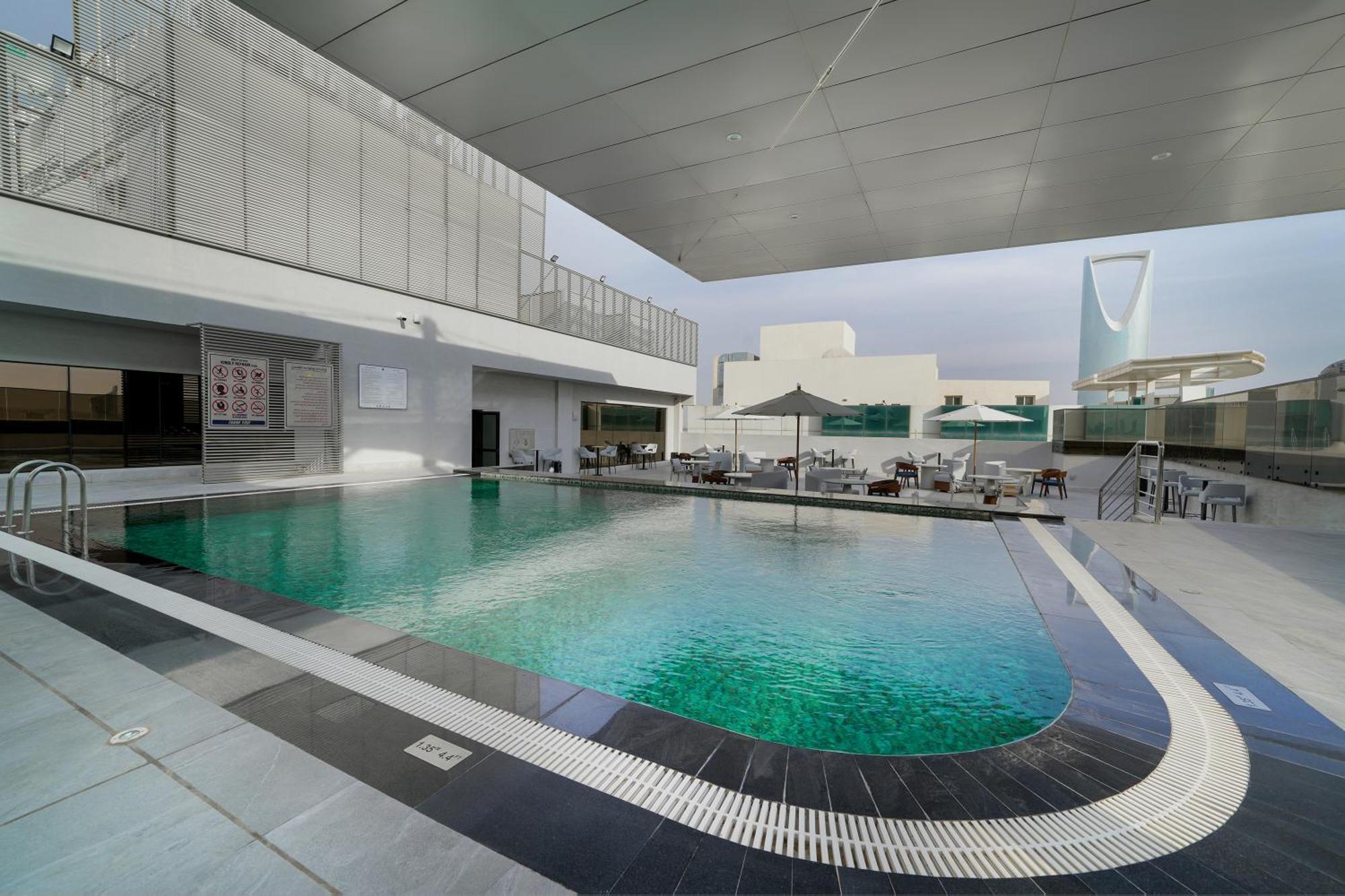 ריאד Nova M Hotel, Edge By Rotana מראה חיצוני תמונה