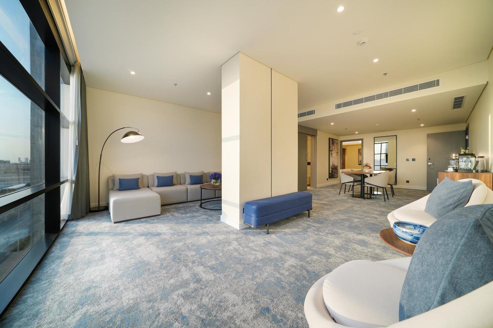 ריאד Nova M Hotel, Edge By Rotana מראה חיצוני תמונה